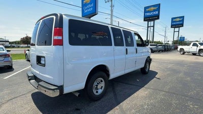 2022 Chevrolet Express 2500 LT Passenger