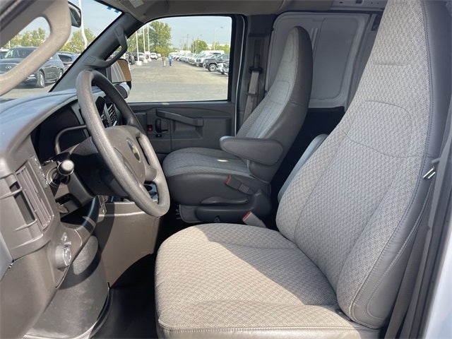 2024 Chevrolet Express 2500 Work Van Cargo