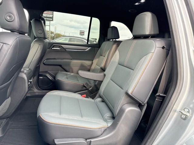 2024 GMC Acadia AT4