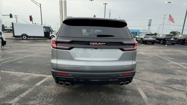 2024 GMC Acadia AT4