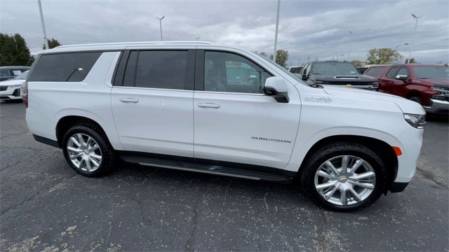 2023 Chevrolet Suburban High Country