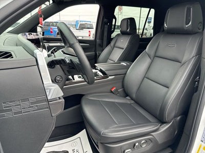 2025 Cadillac Escalade Luxury