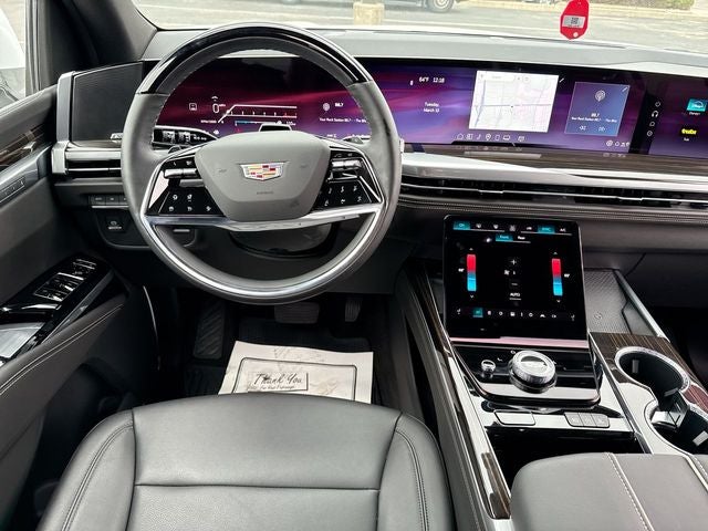 2025 Cadillac Escalade Luxury