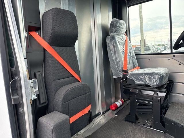 2024 BrightDrop Zevo 400 Base