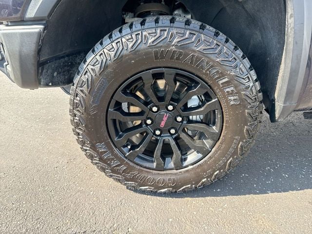2023 GMC Sierra 1500 AT4X