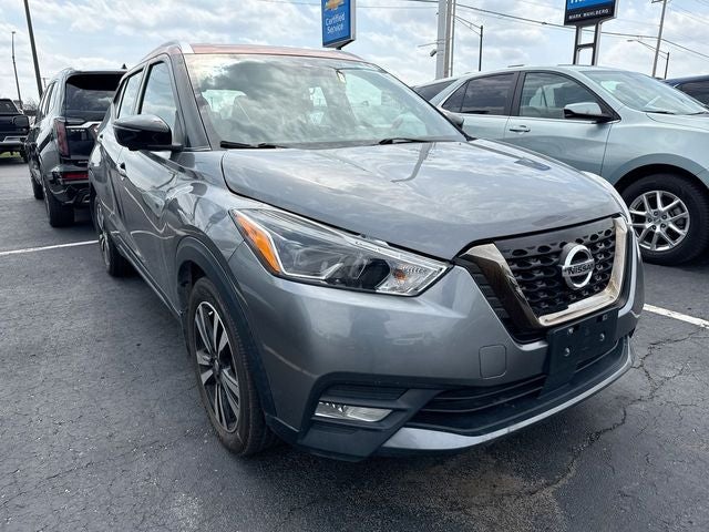 2020 Nissan Kicks SR