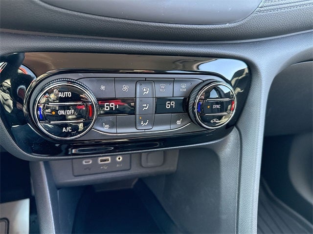 2022 Buick Encore GX Select