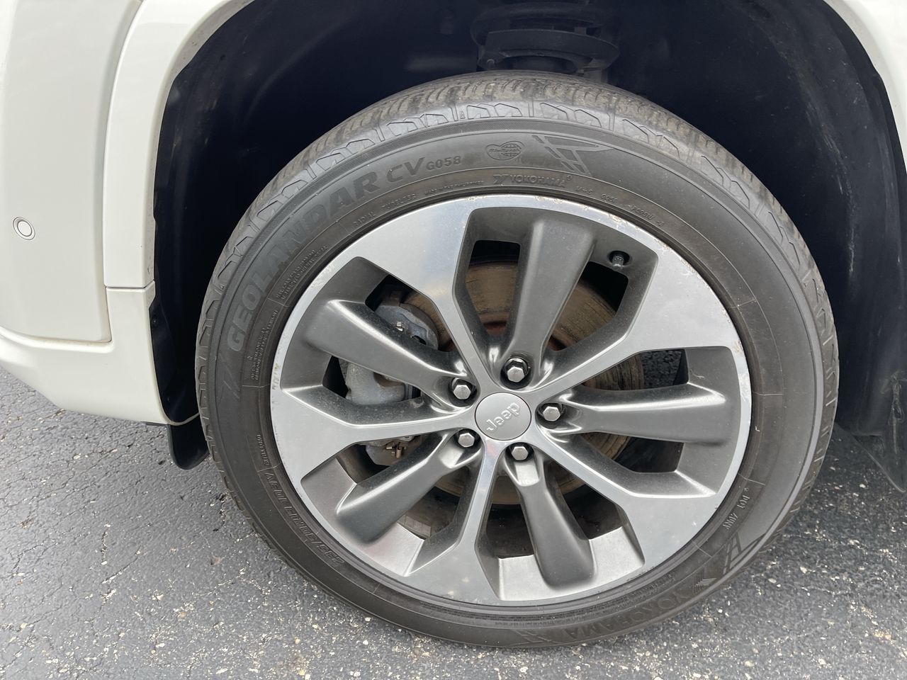 2019 Jeep Cherokee Overland