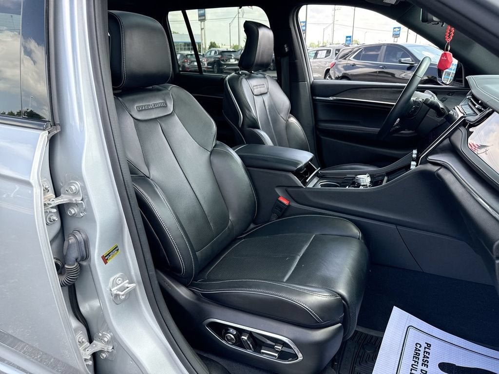 2022 Jeep Grand Cherokee 4xe Overland 4x4