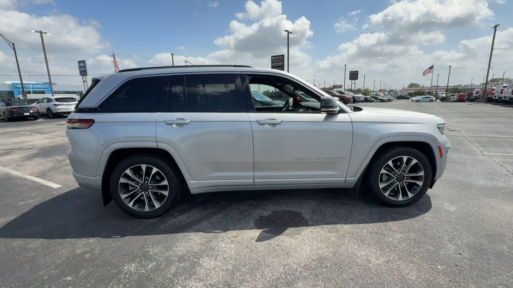 2022 Jeep Grand Cherokee 4xe Overland 4x4