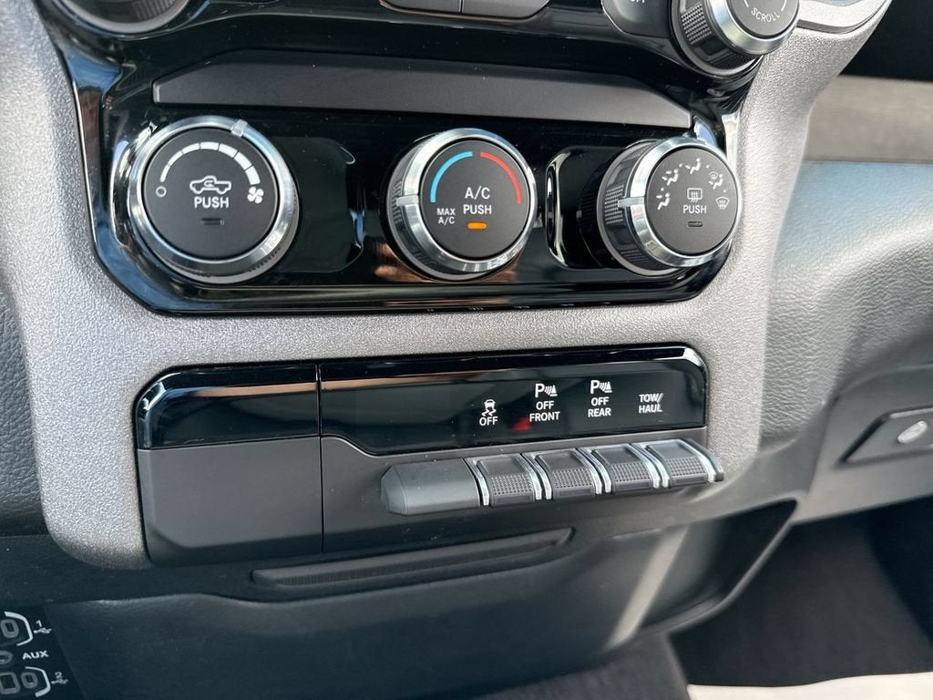 2025 RAM 1500 Tradesman