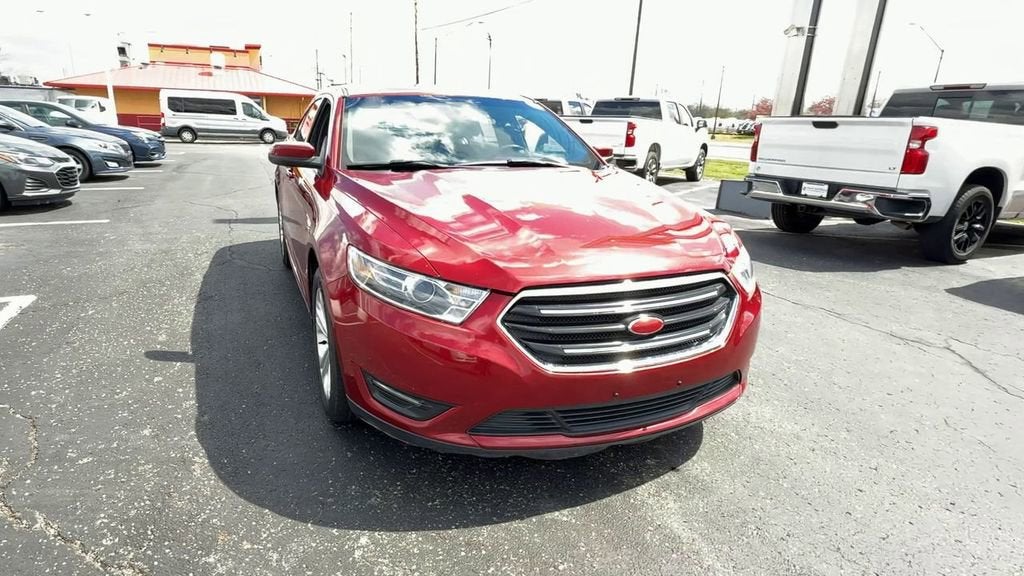 2018 Ford Taurus SEL
