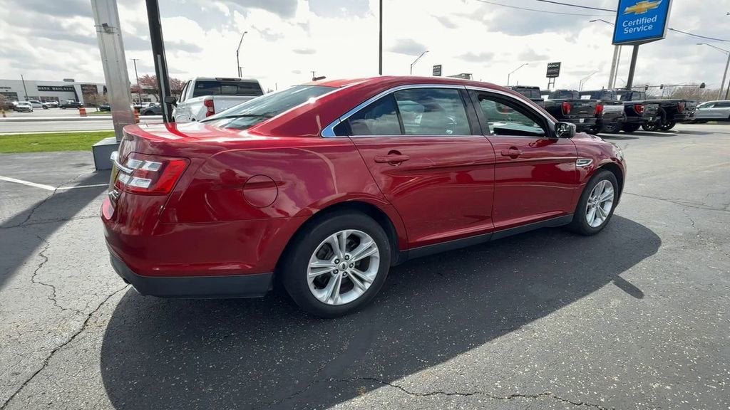 2018 Ford Taurus SEL