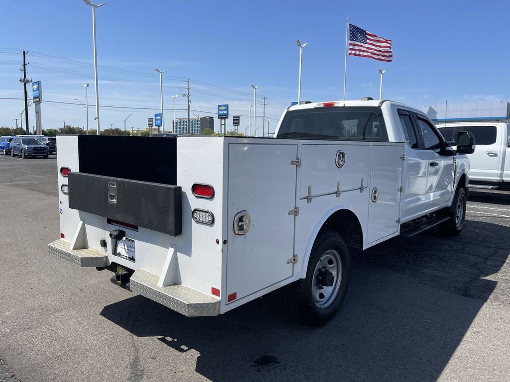 2023 Ford Super Duty F-350 SRW XL