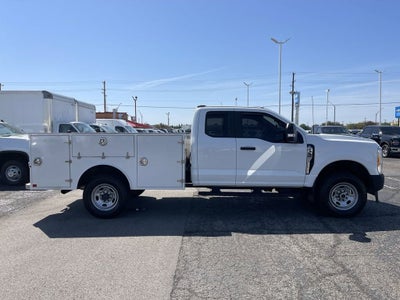 2023 Ford Super Duty F-350 SRW XL
