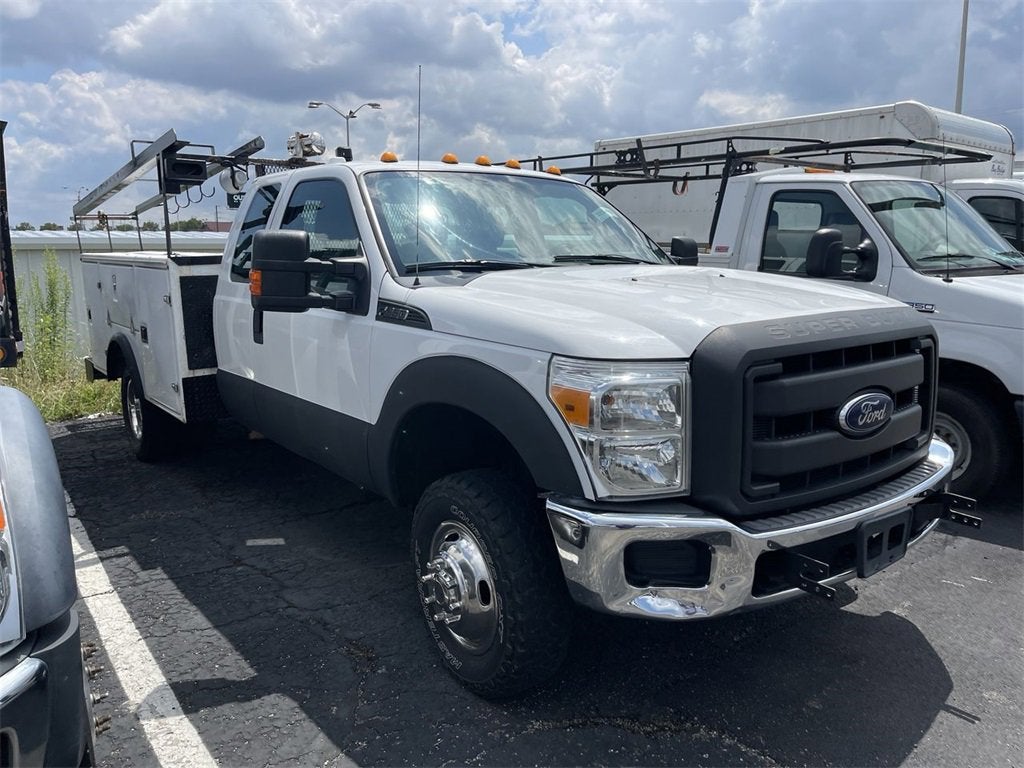 2013 Ford Super Duty F-350 DRW XL