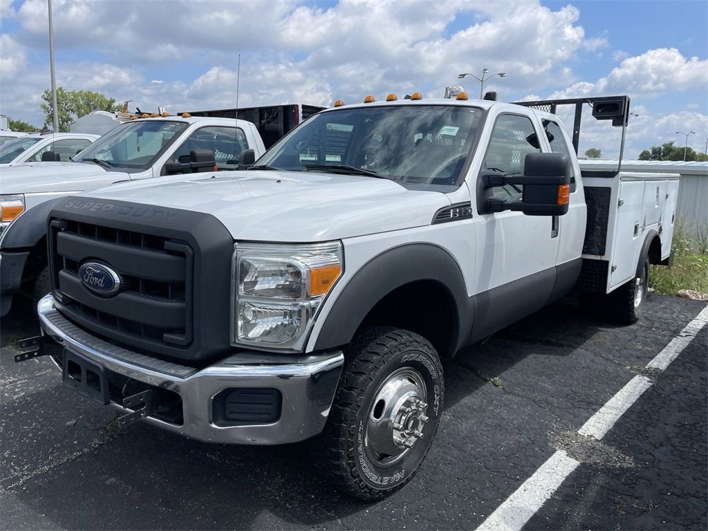 2013 Ford Super Duty F-350 DRW XL