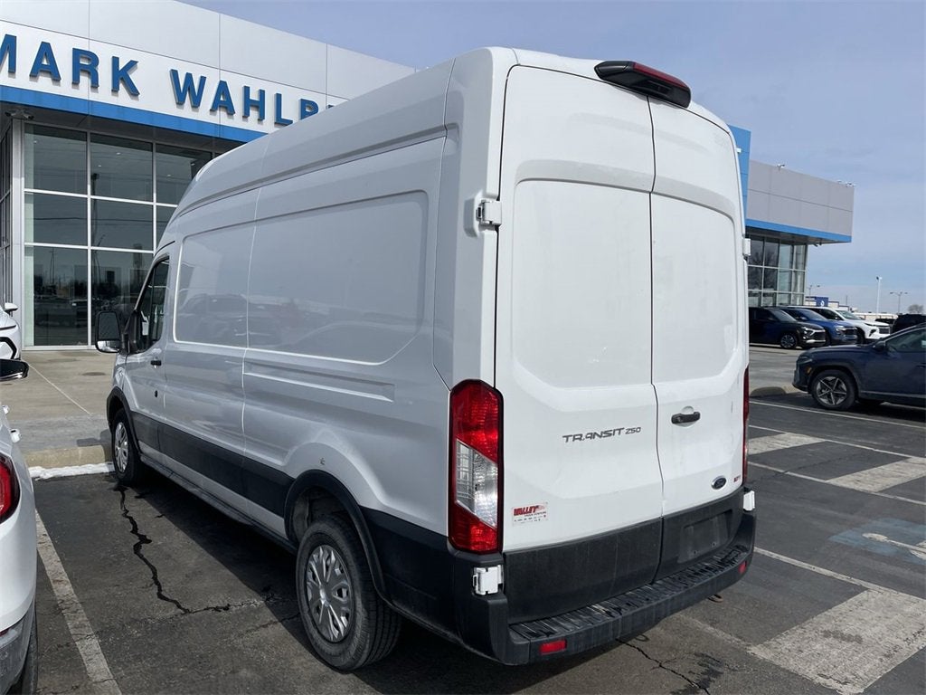 2021 Ford Transit Cargo Van T-250 148" Hi Rf 9070 GVWR RWD