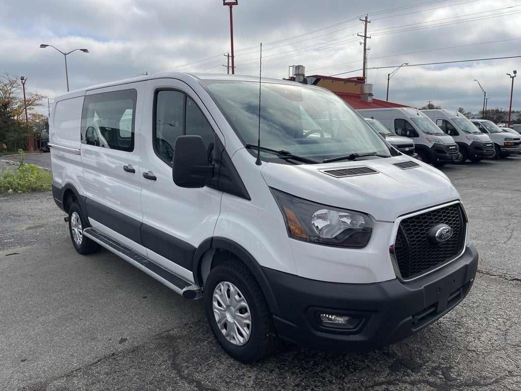 2025 Ford Transit Cargo Van T-250 130" Low Rf 9070 GVWR RWD