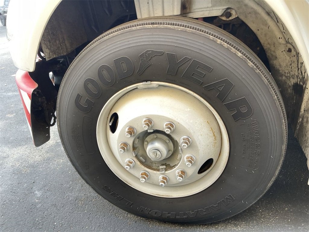 2007 FREIGHTLIN M2106S Base