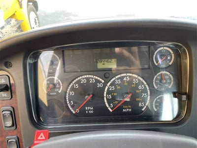 2007 FREIGHTLIN M2106S Base