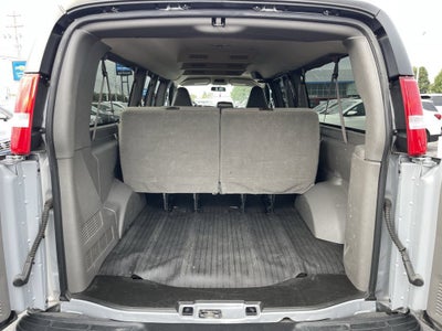 2023 Chevrolet Express Passenger 3500 LS
