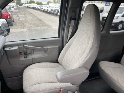 2023 Chevrolet Express Passenger 3500 LS