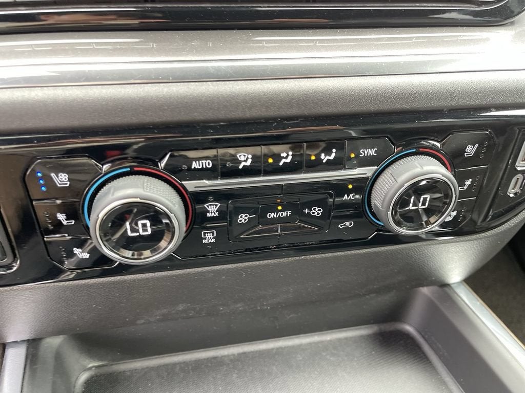 2025 Chevrolet Silverado 3500 HD High Country DRW