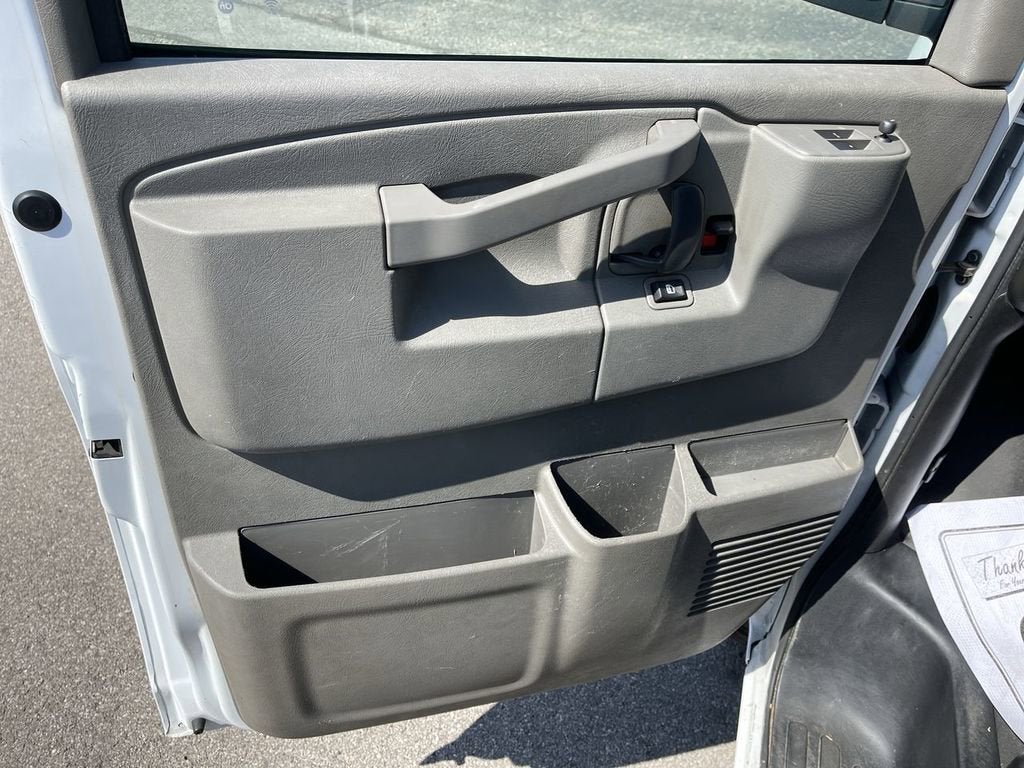 2022 Chevrolet Express Cargo 2500 WT