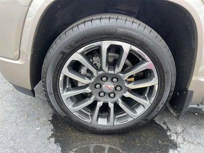 2022 GMC Acadia Denali