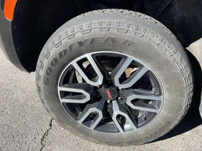 2022 GMC Yukon XL AT4