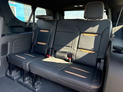 2023 GMC Yukon XL AT4