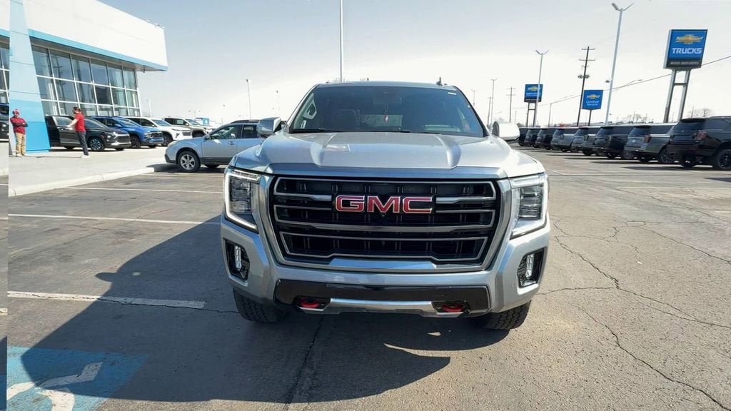 2023 GMC Yukon XL AT4