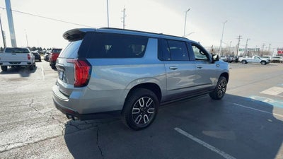2023 GMC Yukon XL AT4