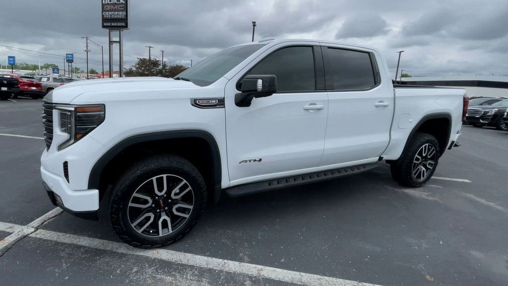 2023 GMC Sierra 1500 AT4