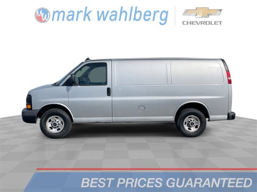2016 GMC Savana Cargo 2500 2500 Regular Wheelbase Rear-Wheel Drive