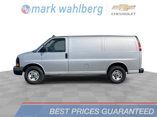 2016 GMC Savana Cargo 2500 2500 Regular Wheelbase Rear-Wheel Drive