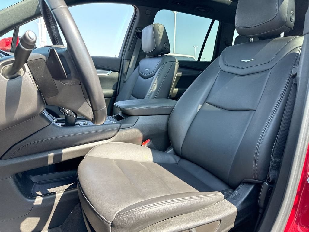 2023 Cadillac XT6 Luxury