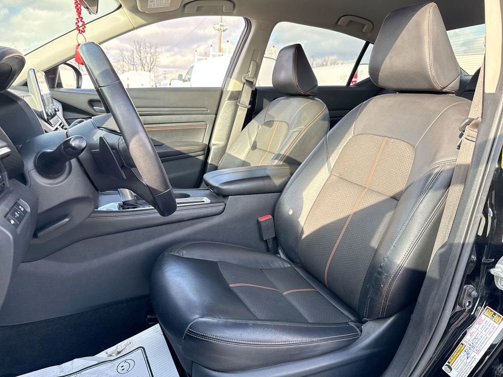 2021 Nissan Altima 2.5 SR