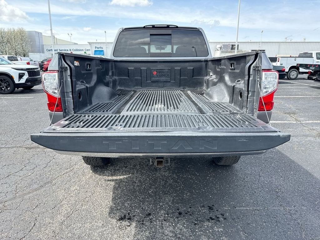 2017 Nissan Titan XD SV