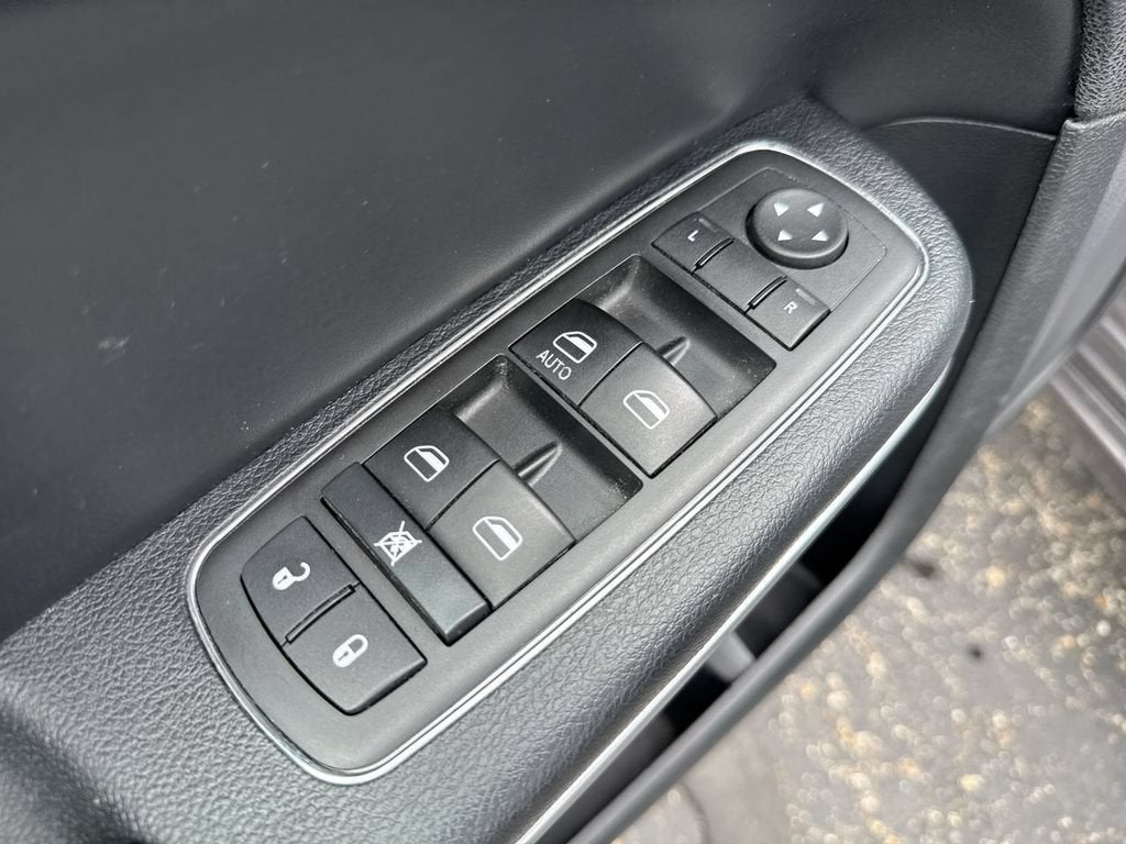2015 Chrysler 300C 300C