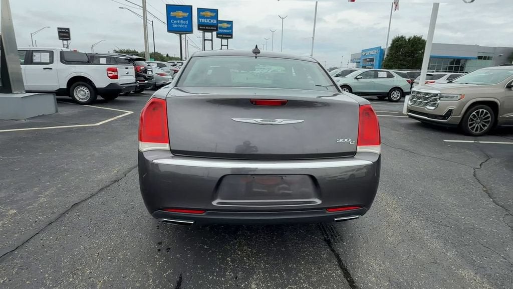 2015 Chrysler 300C 300C