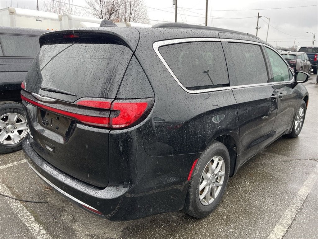 2022 Chrysler Pacifica Touring