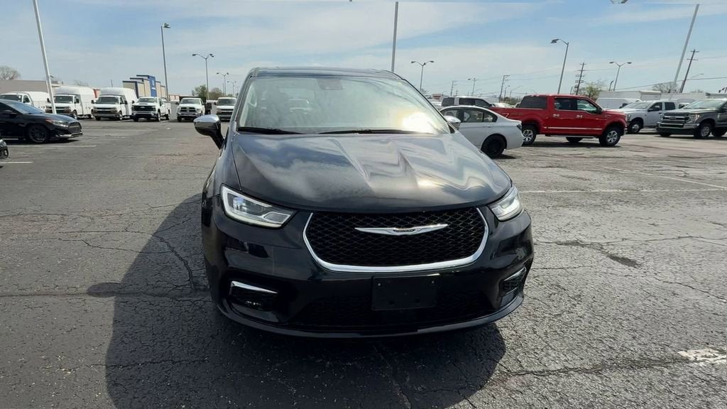 2023 Chrysler Pacifica Hybrid Limited