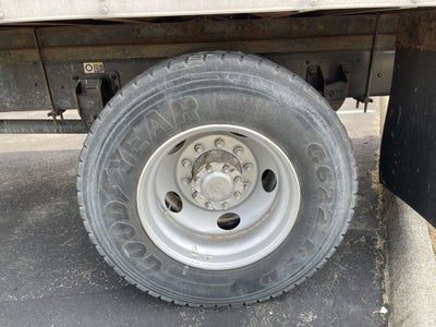 2015 KENWORTH T300 Base