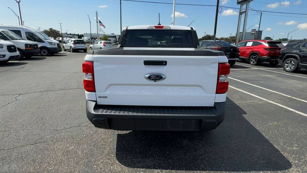 2022 Ford Maverick XL