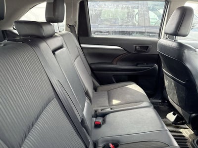 2019 Toyota Highlander LE