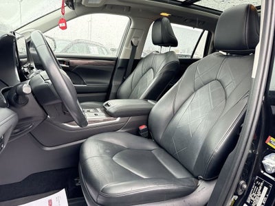 2021 Toyota Highlander Hybrid Platinum