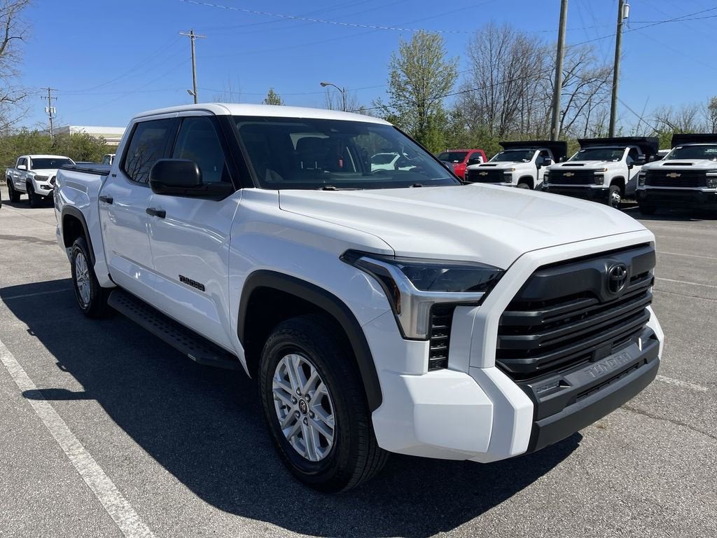 2024 Toyota Tundra 4WD SR5