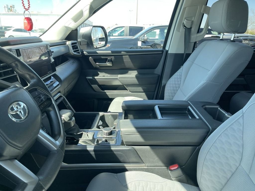 2024 Toyota Tundra 4WD SR5